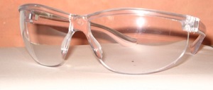 Completely water-clear safety glasses for dentists or for everywhere, where it can splash into the eyes