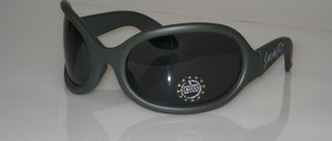 The huge pop art sunglasses in retro from the 70s