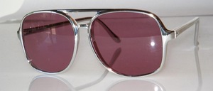 Chrome-plated sunglasses in the 70s style