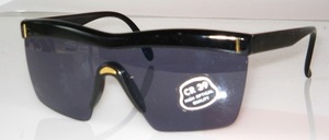 Rimless slightly angular beam sunglasses from Italy