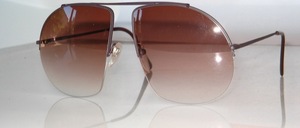 Big extravagant rimless sunglasses from the 80s