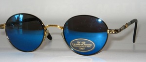 High-quality, very elaborately crafted sunglasses in a nice, slightly smaller panto shape
