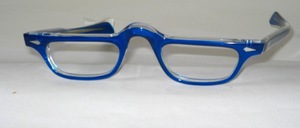 From the 80s: Beautiful men's acetate half-frame in manager look with straight straps, made in France for SELECTA USA