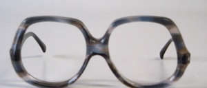 A slightly larger, great styled stable acetate collection from the late 70s