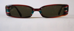 A very nice flat, cool GALA sunglasses in a youthful design