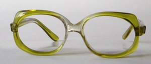 A sturdy ladies acetate frame, Made in Italy