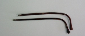 From old factory inventories of the 30s arrived: <br />
Strap type: Golf or hook strap, complete with anti - allergic acetate coating