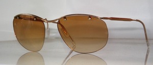 Randlose Sonnenbrille mit goldenem Oberbalken, original 50er Jahre