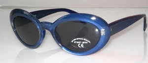 Oval timeless Italian sunglasses