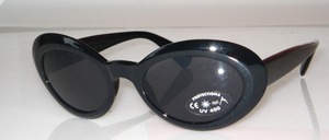 Oval timeless Italian sunglasses