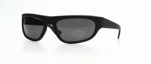 A sporty, heavily curved lightweight, well-protective sunglass