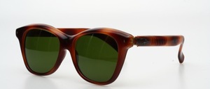 A beautiful 60s vintage sun glasses with flex hinging, Made in Italy