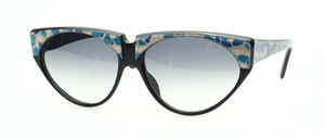 An expressive vintage acetate frame in pop art design