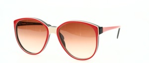 A very nice and absolutely high <br />
high-quality, handmade ladies' acetate sunglasses from PLAYGIRL from the 80s