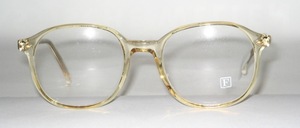 Timeless, pretty acetate setting, Made in Italy by FEDON