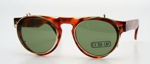 A chic timeless panto glasses frame including a clip-on sun clip