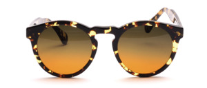 Strong snake Frame in tortoiseshell acetate with keyhole bridge and green-brown gradient glazing