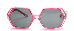 Large 1970s sunglasses in square design with milled side panels