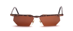 A high quality, semi rimless aluminum sunglasses