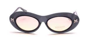A beautiful, high quality Missoni sunglasses made of 3 layers of acetate