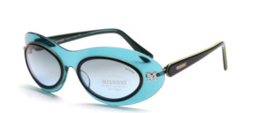 A beautiful, high quality Missoni sunglasses made of 3 layers of acetate