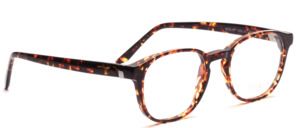 Gentleman's frame made of acetate in translucent tortoiseshell from Braun Classics