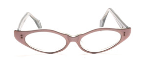 Flat 50s glasses frame for ladies with flared sides