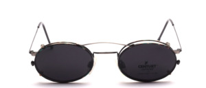 Angenehm leichte Edelstahl Brillenfassung in ovaler Form, inklusive abnehmbaren Sonnenclip