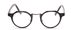 Classic mock Frame, top in square shape with a metal nose bridge