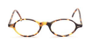 Timeless oval acetate frame by Braun Classics
