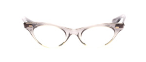 Cat Eye in gray Transparent with silver decorative rivets on the front and on the temples