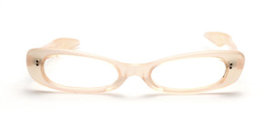 Narrow ladies' glasses from the 50s in a soft pink with straight temple straps