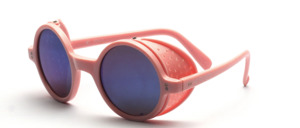 Runde, schöne Sonnenbrille mit Seitenschutz