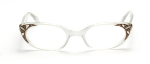 Stylish 60s ladies' Frame in a slightly oval shape