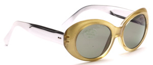 Pretty sunglasses in the 70s style by Sylvestro Design with gold rim and silver metal hangers