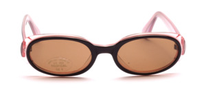 Acetate sunglasses in transparent pink with a dark front
