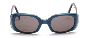 Beautiful sunglasses with a shimmering blue midsection and black temples