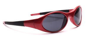 Sporty sunglasses in red with gray lenses