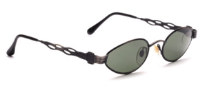 Metal sunglasses in antique silver with fancy hangers and green discs