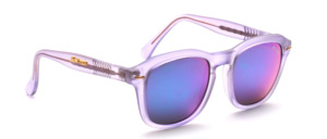 Chic sunglasses with golden KAPPA logo on the right temple