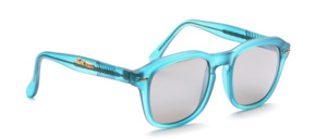 Chic sunglasses with golden KAPPA logo on the right temple
