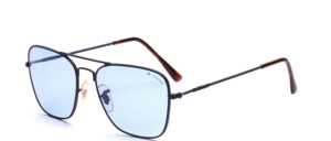 Classic metal sunglasses in a rather angular shape