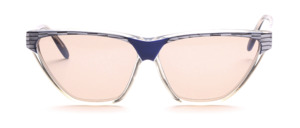 Large vintage cat eye glasses from the 80s in transparent with blue and silver at the top edge of the frame and placed on the temples