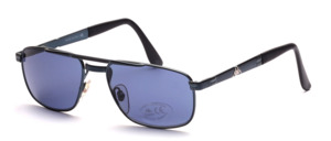 An elegant metal sunglasses for men