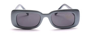 Gray sunglasses in square shape with gray discs