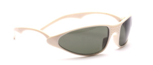Sporty, light outdoor sunglasses in white with green lenses