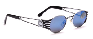 Metal sunglasses for ladies in silver with black decor
