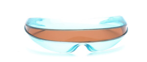 One piece without hinges, with 15 mm wide viewing slot