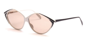 Cat eye vintage sunglasses for fashion-oriented women