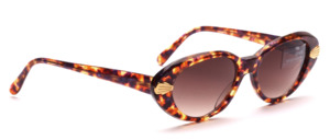 Butterfly shaped acetate sunglasses in beautiful tortoiseshell with purple inclusions